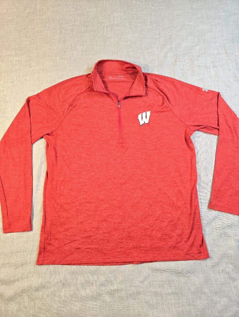 Under Armour Mens Size Large Wisconsin Badgers 1/4 Zip Pullover Red HeatGear